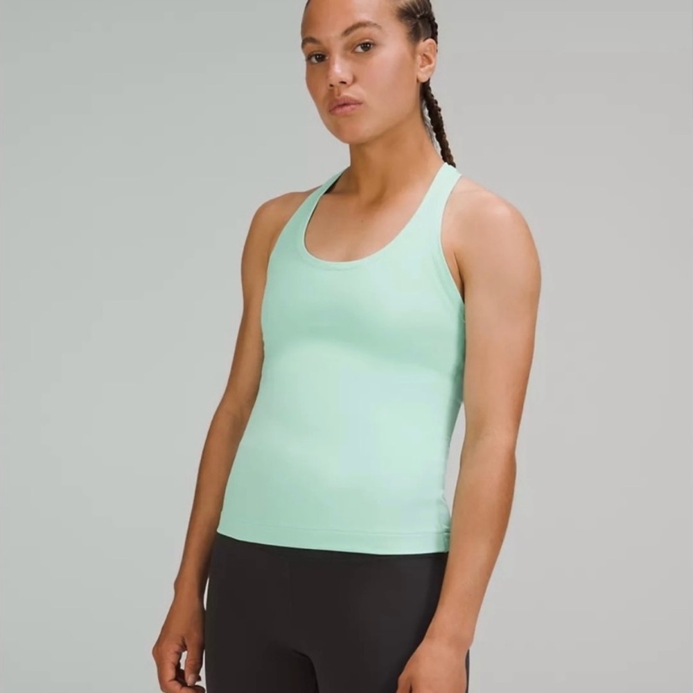 Lululemon EUC RB Short Tank tight fit size 10